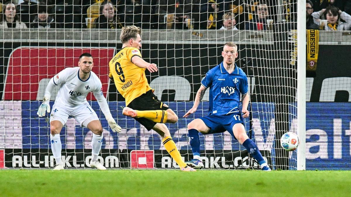 Dresdens Vincent Vermeij beim 2:0