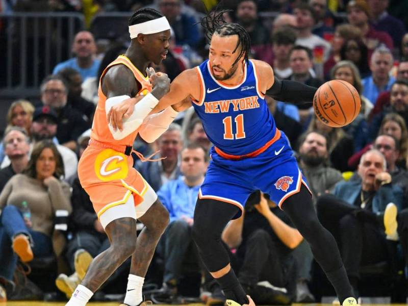 Schröder (l.) im Duell mit Knicks-Star Jalen Brunson