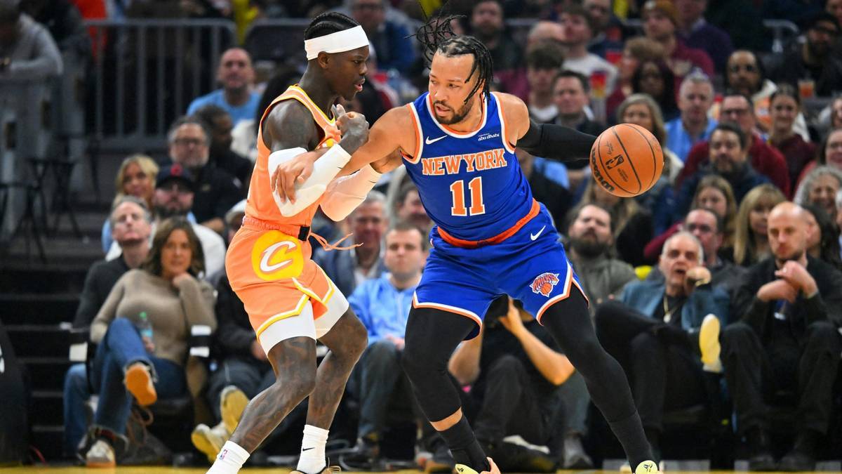 Schröder (l.) im Duell mit Knicks-Star Jalen Brunson