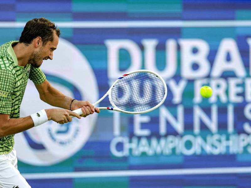 Länger als geplant in Dubai: Daniil Medwedew
