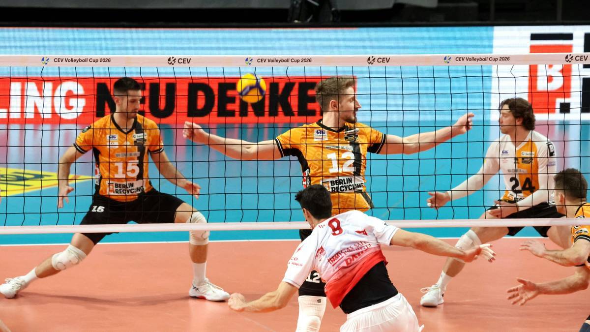 Moritz Reichert (l.) und Florian Krage-Brewitz (M.)